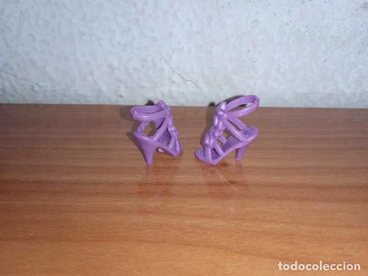Barbie y Ken: Zapatos de mu&ntilde;eca Barbie - Foto 2