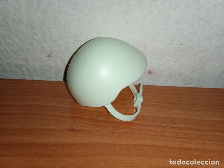 Barbie y Ken: Casco de mu&ntilde;eca Barbie - Foto 1