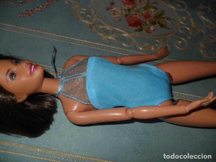 Barbie y Ken: Ba&ntilde;ador ropa para mu&ntilde;eca barbie - Foto 2