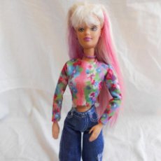 Barbie y Ken: MUÑECA BARBIE MATTEL HAPPENIN HAIR 1998 CON TRAJE ORIGINAL