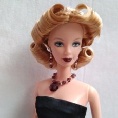 Barbie y Ken: ESPLÉNDIDO CONJUNTO DE COLLAR Y PENDIENTES DE CRISTALES TALLADOS PARA BARBIE, FASHION ROYALTY, ETC.. Lote 340840138