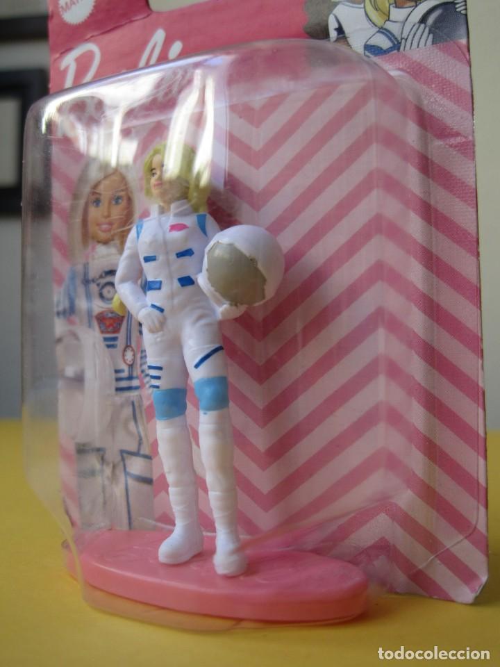 Set Vestiti Astronauta Per Barbie - Abito Spaziale Con Casco E Scarpe, Accessori Moda Per Bambole, Mattel W3756
