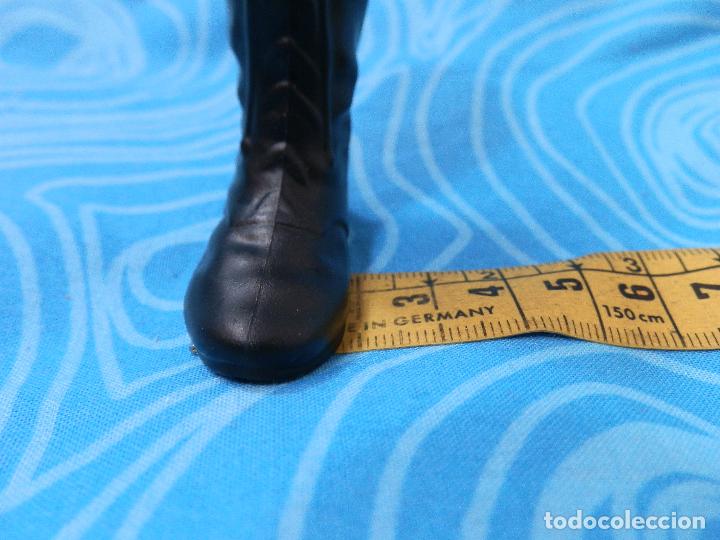Barbie y Ken: BOTAS MU&Ntilde;ECO KEN - Foto 3