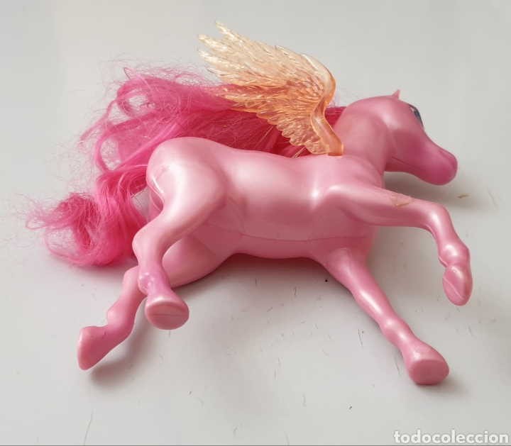 Barbie y Ken: CABALLO PEGASO ROSA DE MU&Ntilde;ECA BARBIE? - Foto 2
