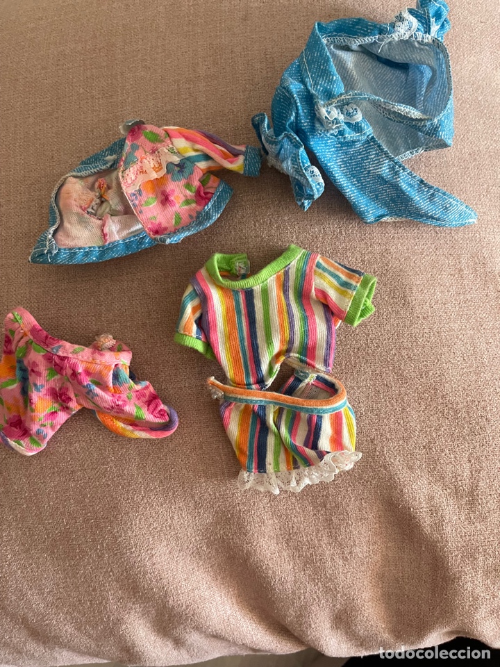 Barbie y Ken: Conjunto de ropa barbie y Skipper - Foto 1