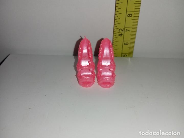 Barbie y Ken: Zapatos de mu&ntilde;eca Barbie - Foto 2