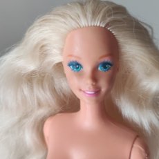 Barbie y Ken: MUÑECA BARBIE RUBIA. Lote 364435761