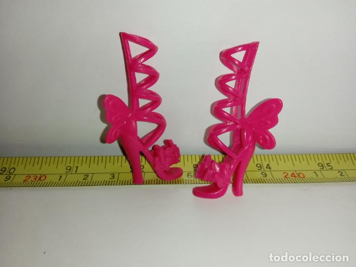 Barbie y Ken: Zapatos de mu&ntilde;eca Barbie - Foto 3