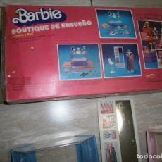 Barbie e Ken: ANTIGUA BARBIE BOUTIQUE DE ENSUEÑO GRAN LOTE CON MUCHOS ACCESORIOS Y CAJA
