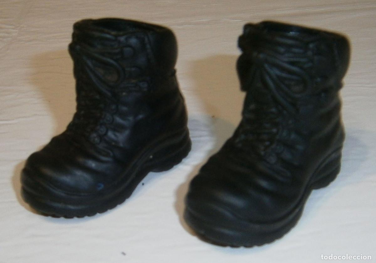 Barbie y Ken: zapatos tipo botas de ken - Foto 2