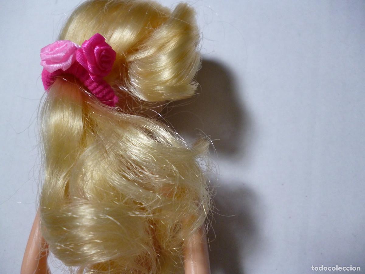 Barbie y Ken: GOMA PELO MU&Ntilde;ECA BARBIE - Foto 1