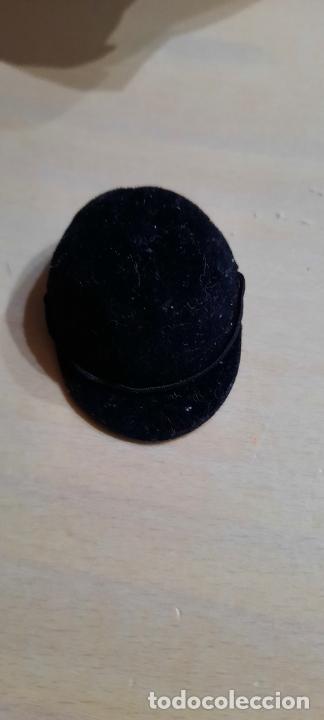 Barbie y Ken: BARBIE,A&Ntilde;OS 80-90,COMPLEMENTOS,gorra - Foto 1