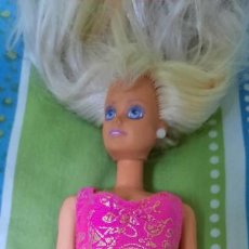 Barbie y Ken: TRAJE BARBIE,AÑOS 80-90. Lote 387679619
