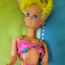 Barbie y Ken: TRAJE BARBIE,AÑOS 80-90. Lote 387680094