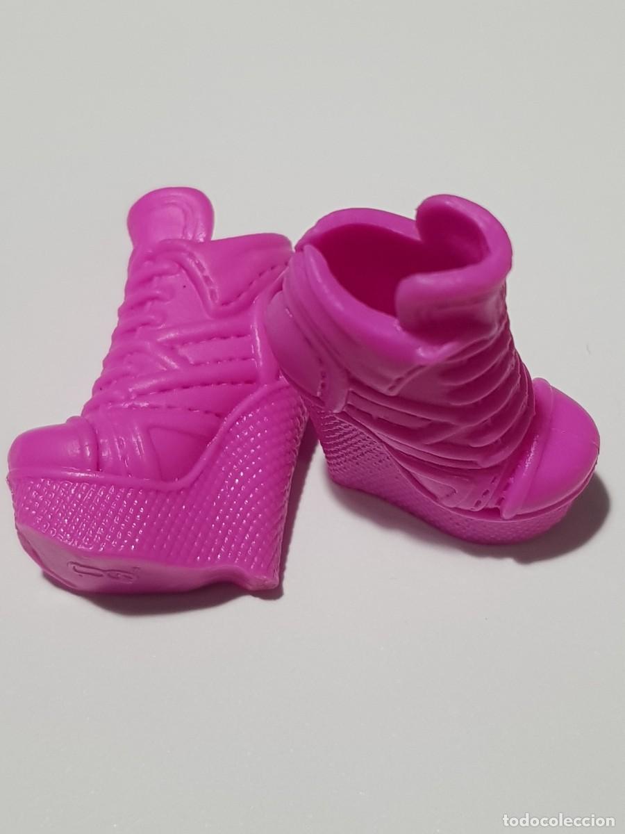Barbie y Ken: Botines, zapatos barbie - Foto 1
