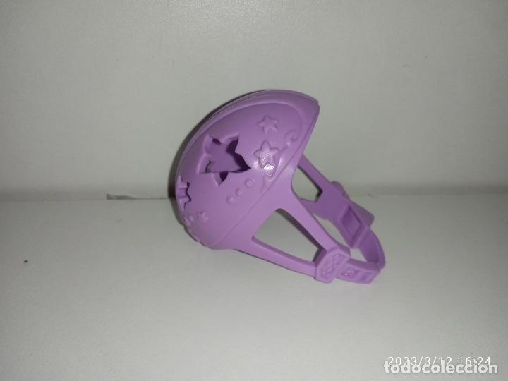 Barbie y Ken: Casco de mu&ntilde;eca Barbie - Foto 1