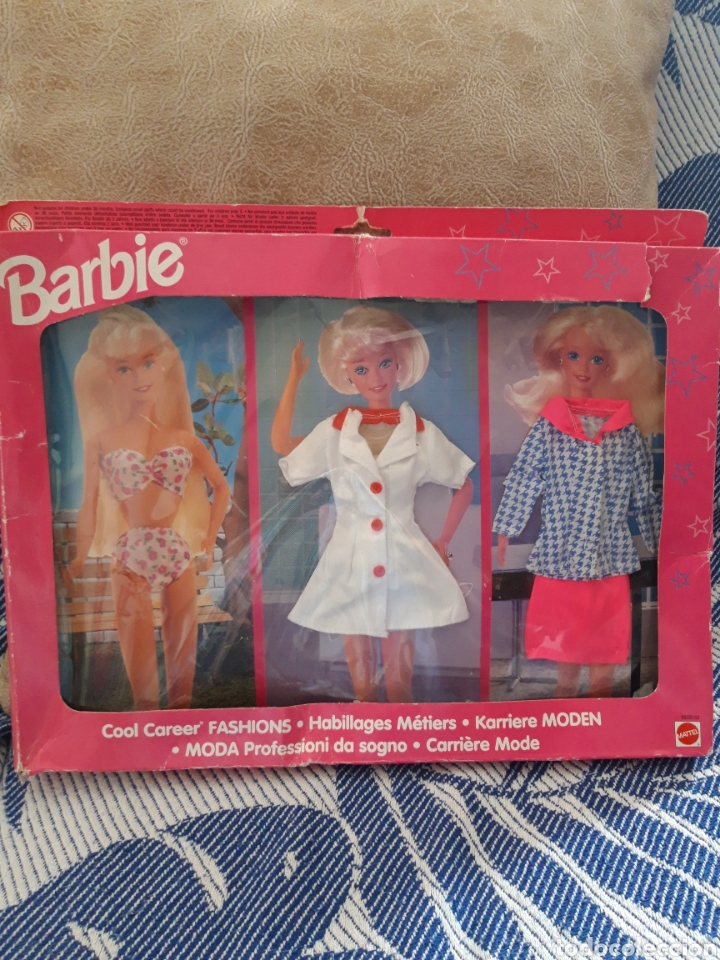 Barbie y Ken: Mu&ntilde;eca Barbie trajes - Foto 1