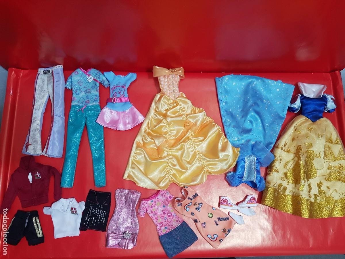 lote vestidos para barbie o similar - Compra venta en todocoleccion