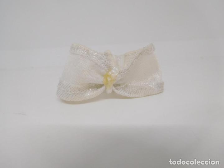 Barbie y Ken: M69 Complemento Barbie top corpi&ntilde;o blanco y plata. Original - Foto 1