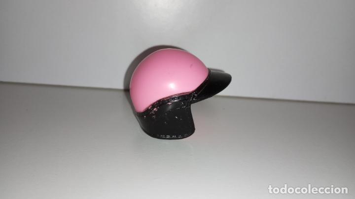 Barbie y Ken: Casco de mu&ntilde;eca Barbie - Foto 1