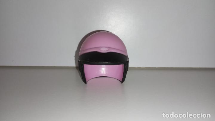 Barbie y Ken: Casco de mu&ntilde;eca Barbie - Foto 1