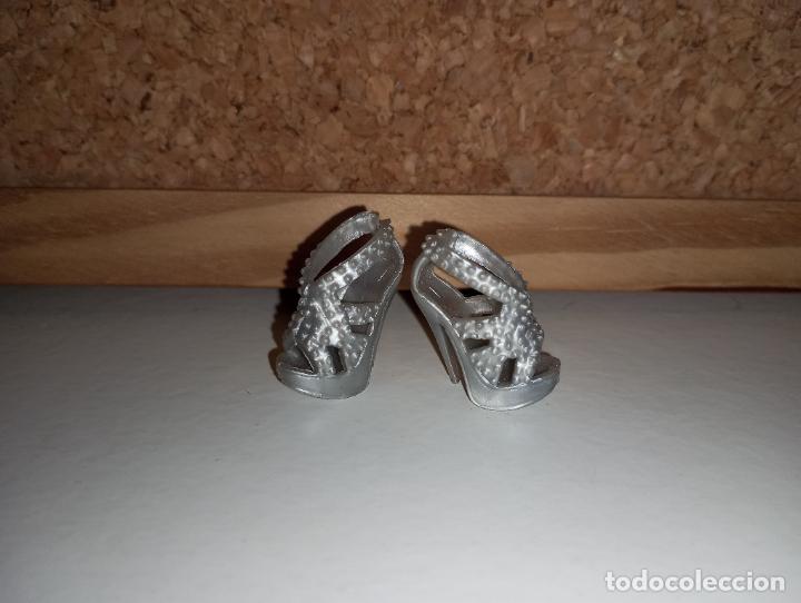 Barbie y Ken: zapatos de mu&ntilde;eca Barbie - Foto 1