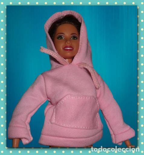 Barbie y Ken: Sudadera Rosa para Mu&ntilde;eca Barbie - Foto 1