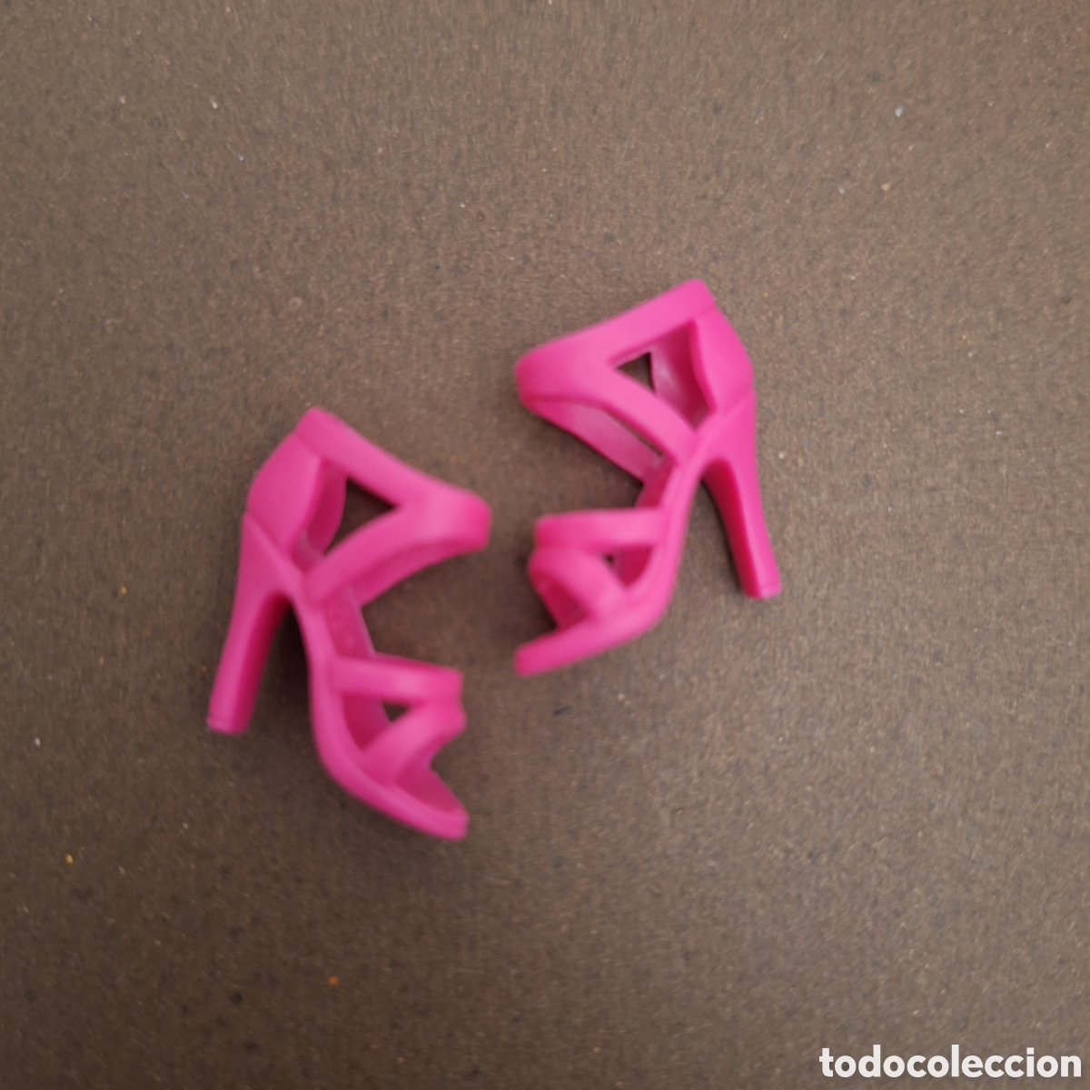 Barbie y Ken: Zapatos Barbie - Foto 1