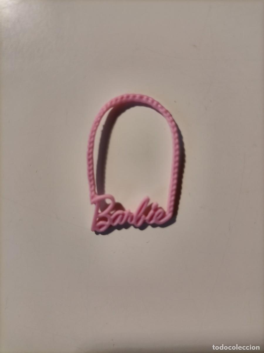 Barbie y Ken: Collar rosa para mu&ntilde;eca Barbie - Foto 1