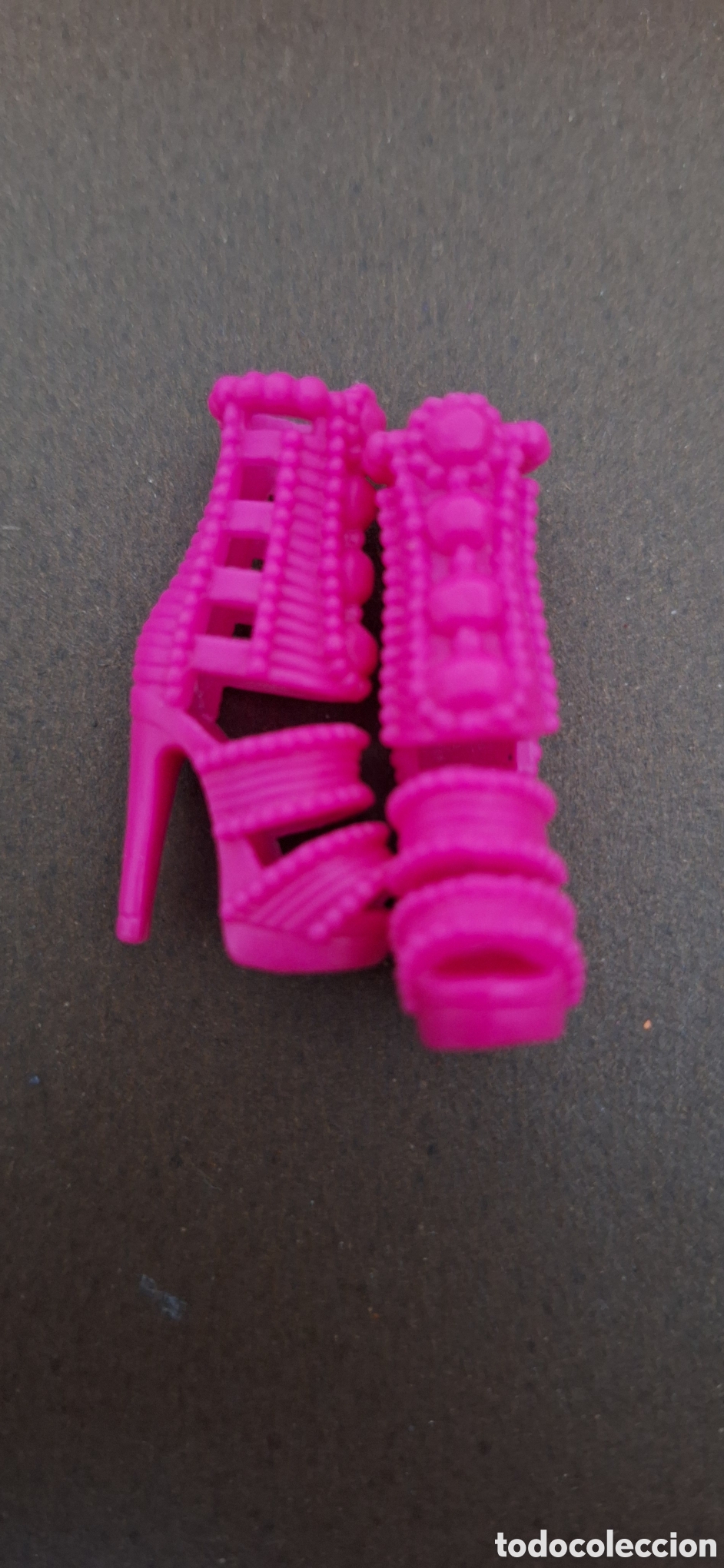Barbie y Ken: Zapatos barbie - Foto 1
