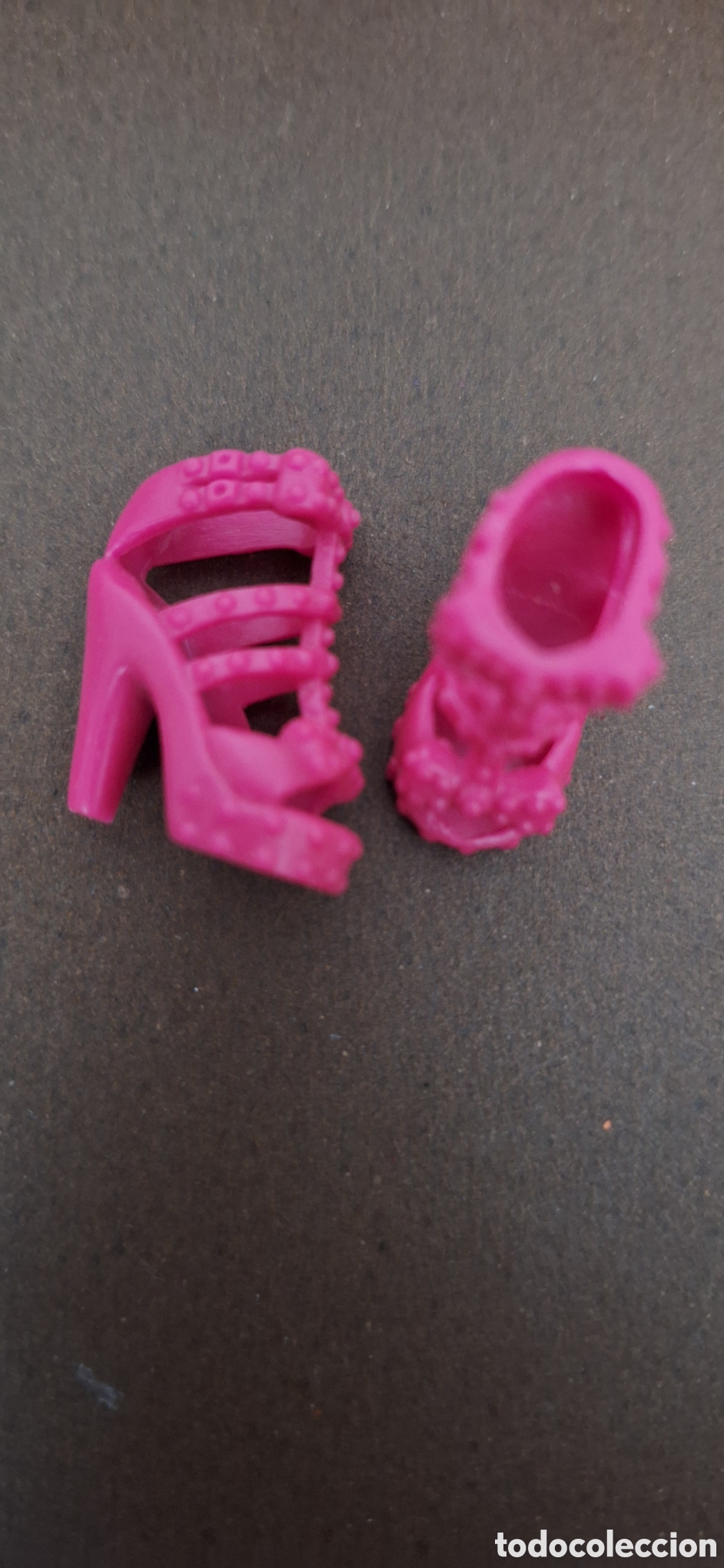 Barbie y Ken: Zapatos barbie - Foto 1