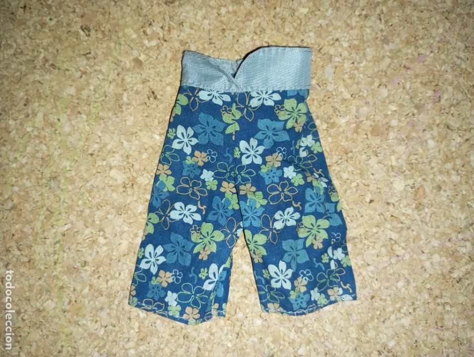 Barbie y Ken: Pantalon bermuda de mu&ntilde;eco ken - Foto 1