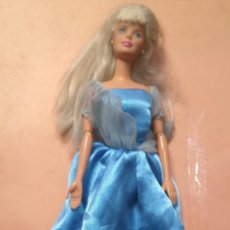 Barbie y Ken: BONECA BARBIE