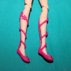 Barbie y Ken: ZAPATOS DE MUÑECA ORIGINALES VA MARCADAS DE BARBIE MARIPOSA