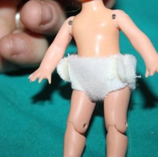 Barbie y Ken: PAÑAL DE MUÑECA SHELLY LA HERMANA DE BARBIE