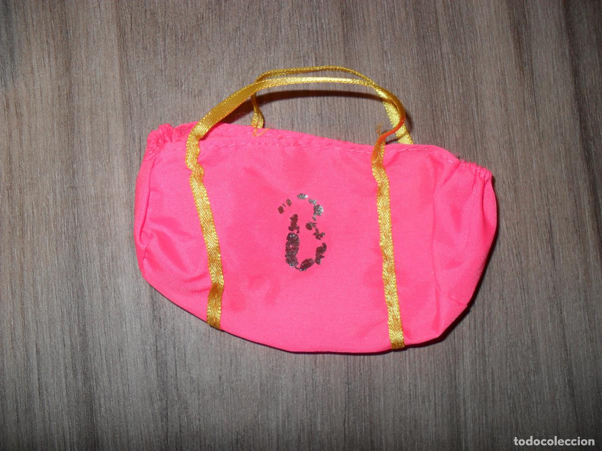Barbie y Ken: Ropa maleta de Barbie Mu&ntilde;eca - Foto 1