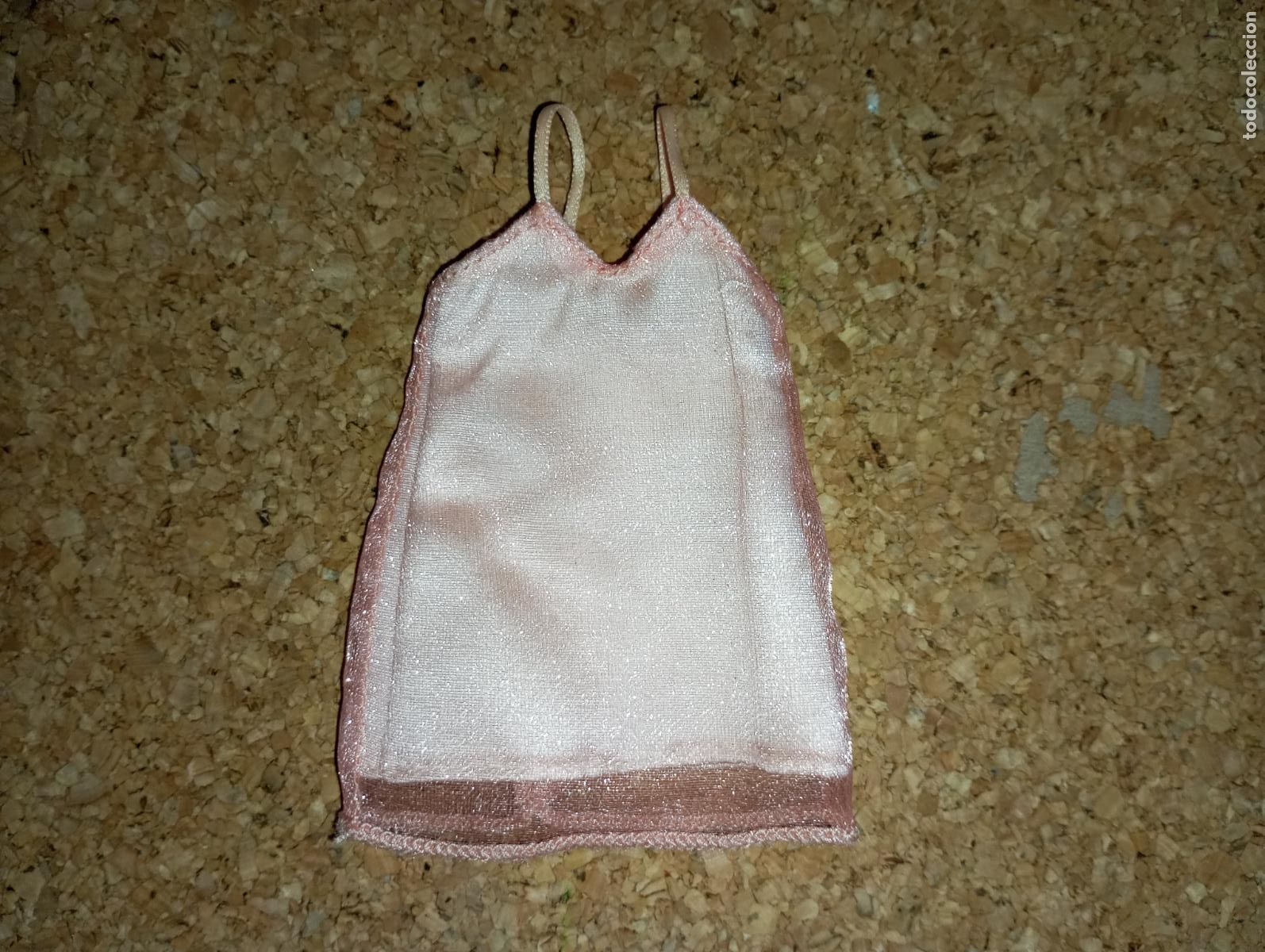 Barbie y Ken: Blusa top de mu&ntilde;eca Barbie - Foto 1