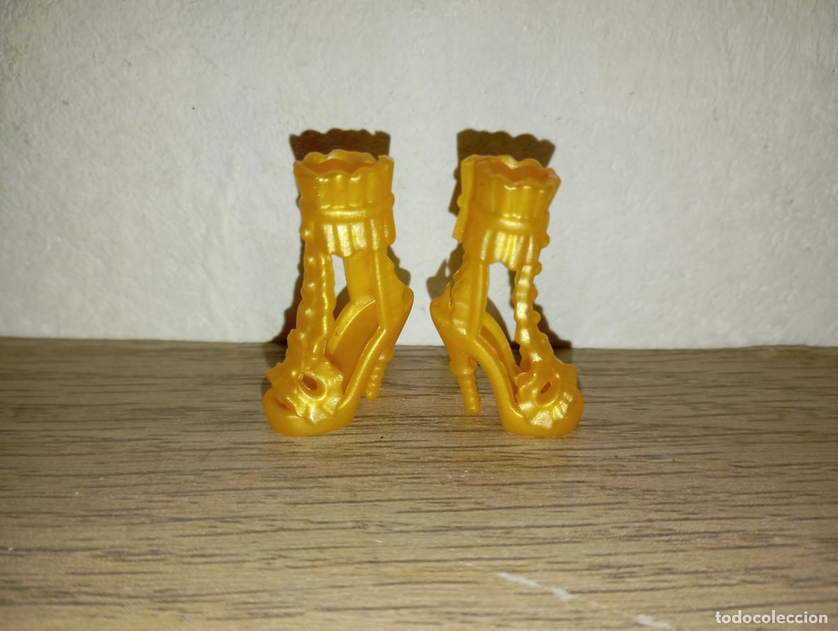 Barbie y Ken: zapatos de mu&ntilde;eca Barbie - Foto 1
