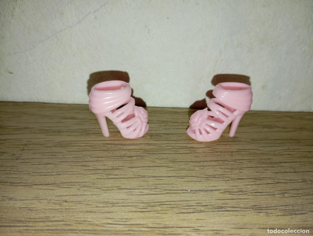 Barbie y Ken: zapatos de mu&ntilde;eca Barbie - Foto 2