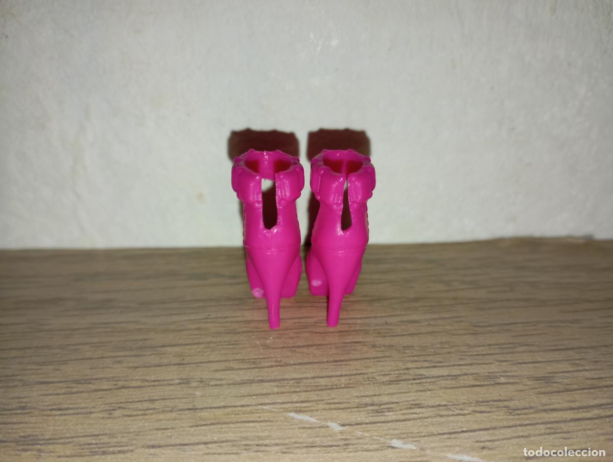 Barbie y Ken: zapatos de mu&ntilde;eca Barbie - Foto 2