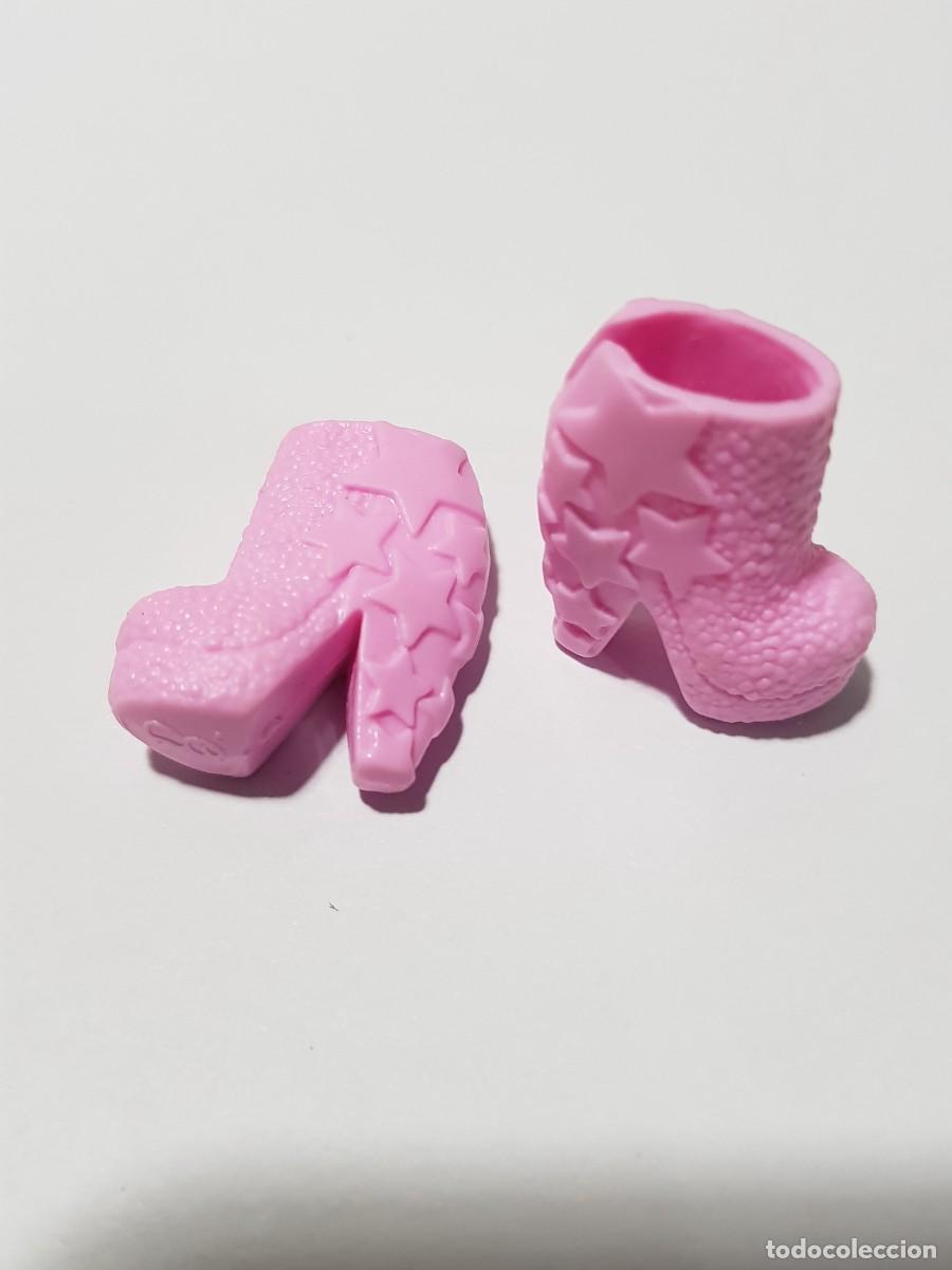 Barbie y Ken: Zapatos botines barbie - Foto 1