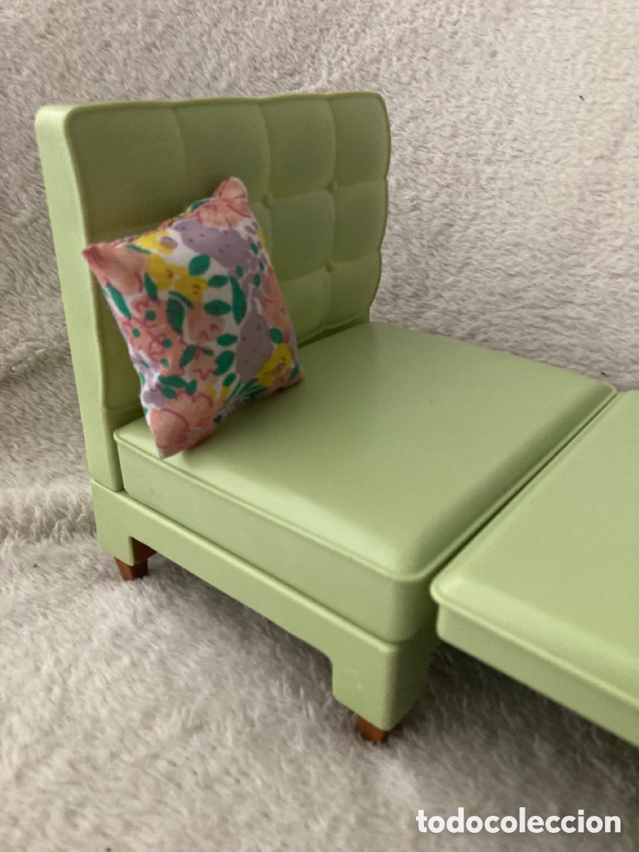 Barbie y Ken: Mu&ntilde;eca Barbie sill&oacute;n vintage - Foto 2