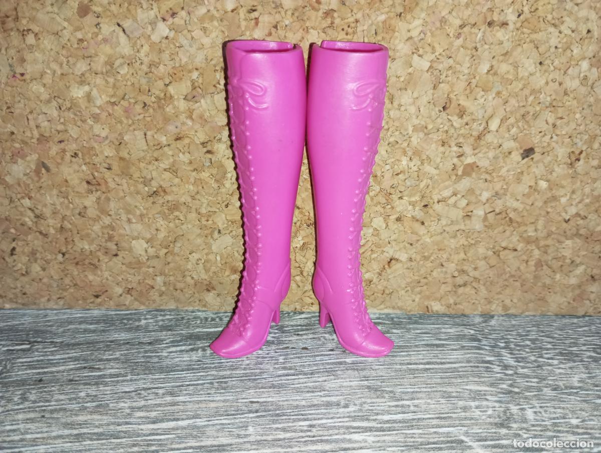 Barbie y Ken: Botas zapatos de mu&ntilde;eca Barbie - Foto 1