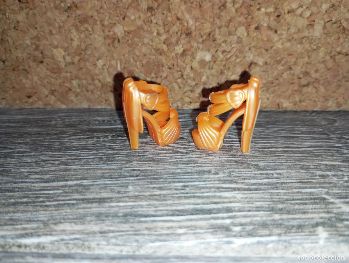Barbie y Ken: Zapatos de mu&ntilde;eca Barbie - Foto 3