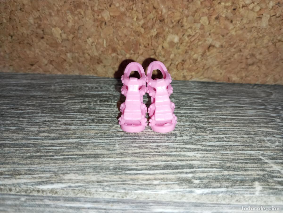 Barbie y Ken: Zapatos de mu&ntilde;eca Barbie - Foto 2