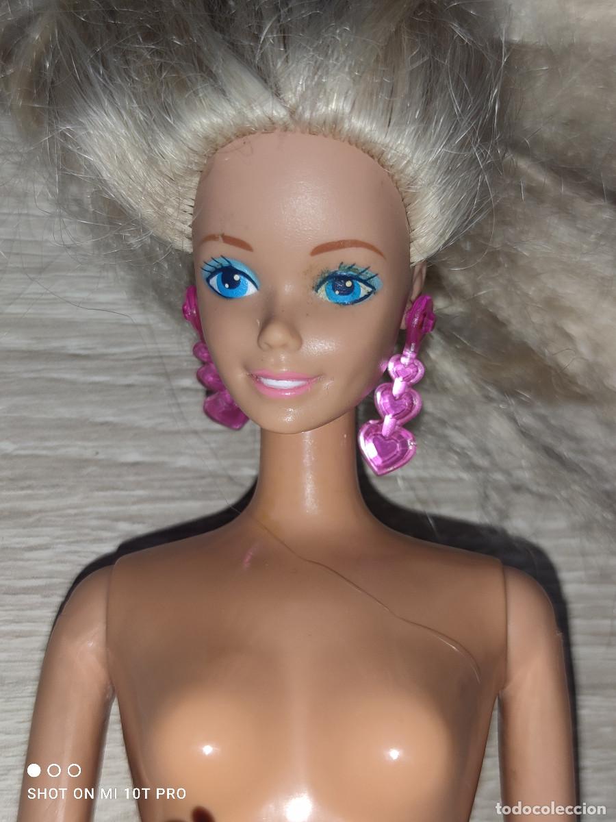 Barbie y Ken: Mu&ntilde;eca Barbie CON DEFECTOS - Foto 1