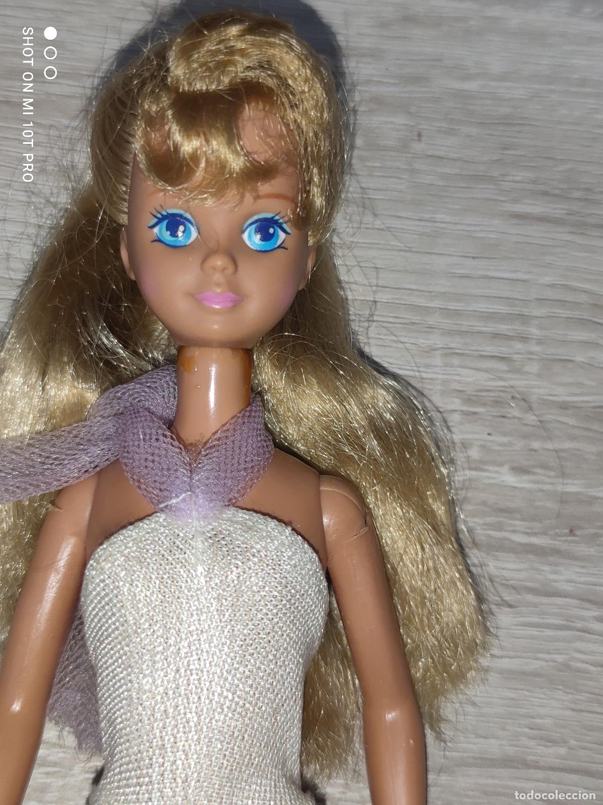 Barbie y Ken: Mu&ntilde;eca barbie SKIPPER con defectos pegamento - Foto 1