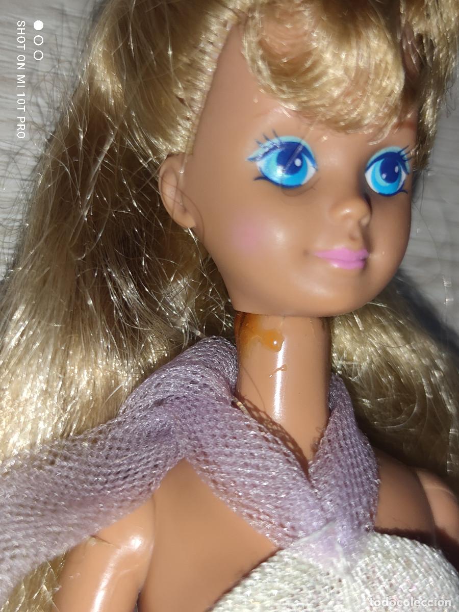 Barbie y Ken: Mu&ntilde;eca barbie SKIPPER con defectos pegamento - Foto 2