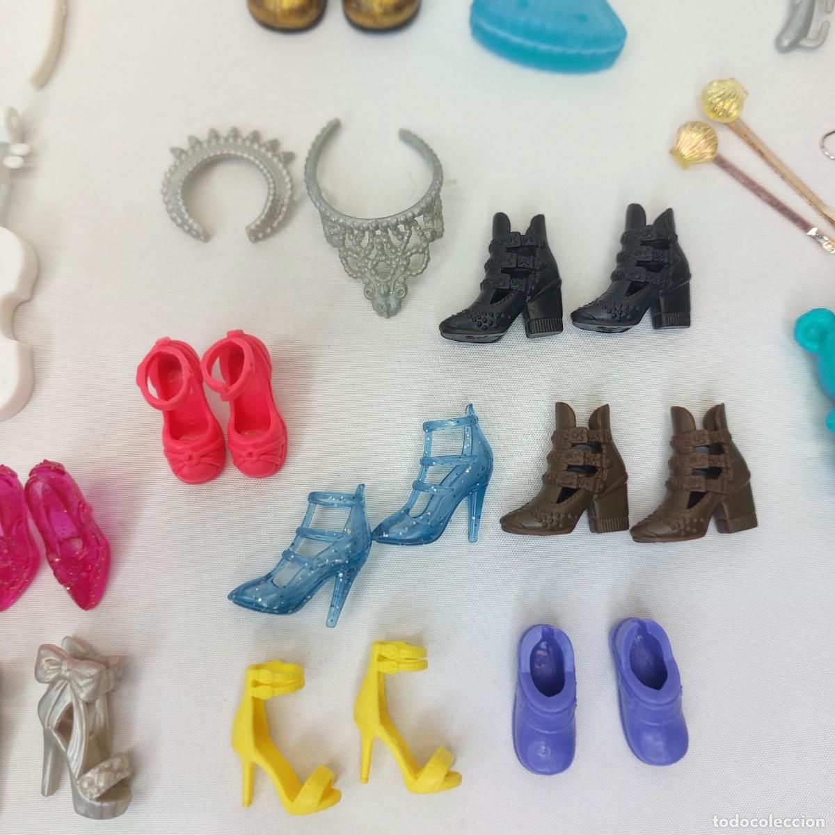 Barbie y Ken: LOTE DE ACCESORIOS DE MU&Ntilde;ECA BARBIE. - Foto 6