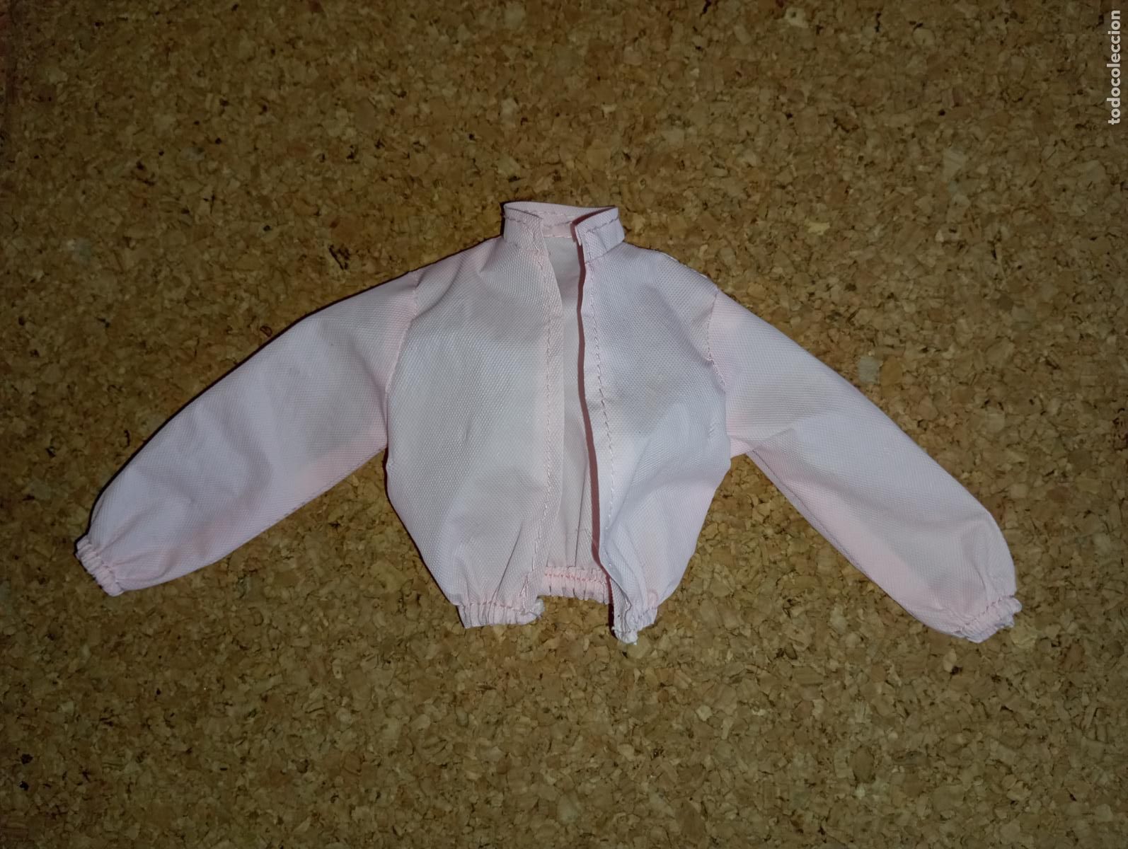 Barbie y Ken: Chaqueta de mu&ntilde;eca Barbie - Foto 1